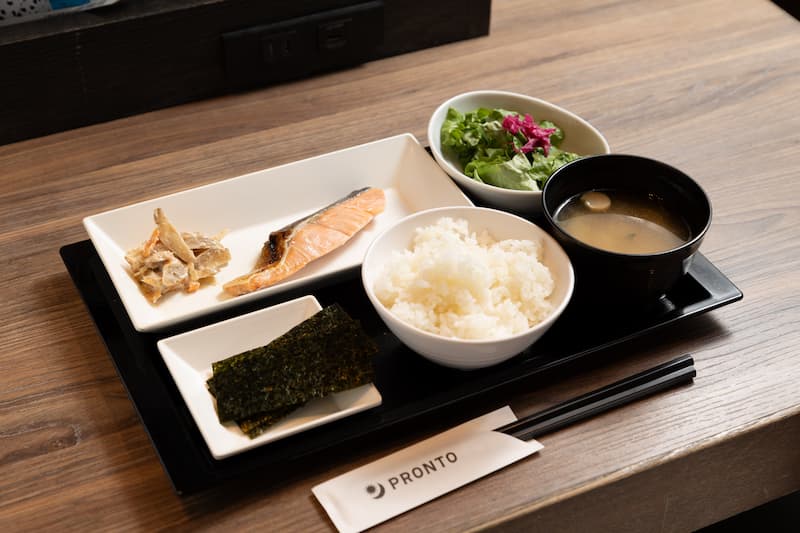 Rice Set PRONTO Nihombashi Keikyu EX Inn