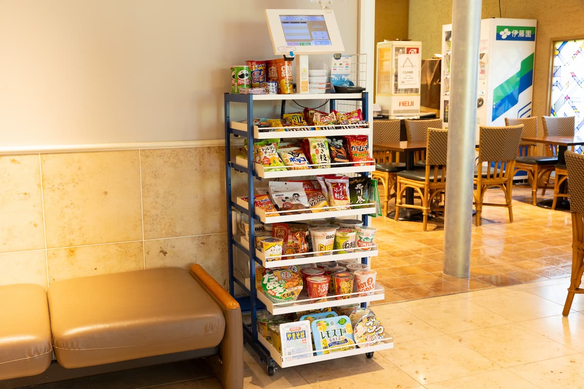 Light breakfast venue in the lobby area on the 1st floor of the hotel