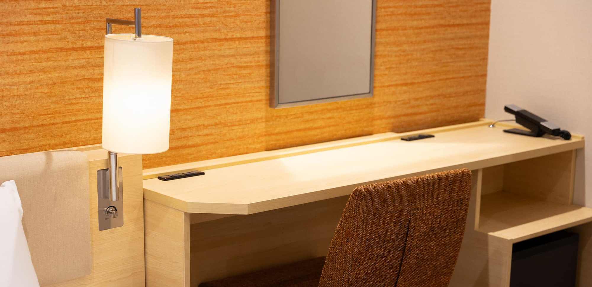 ユニバーサルツイン